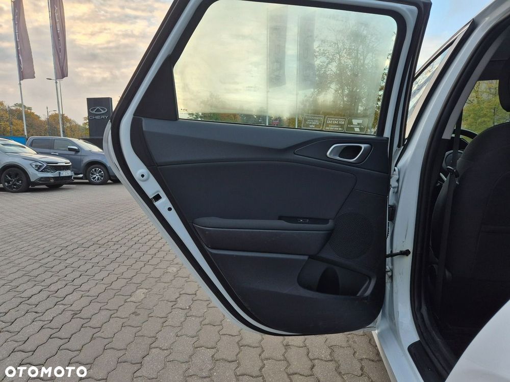 Kia Ceed 1.5 T-GDI M - 17