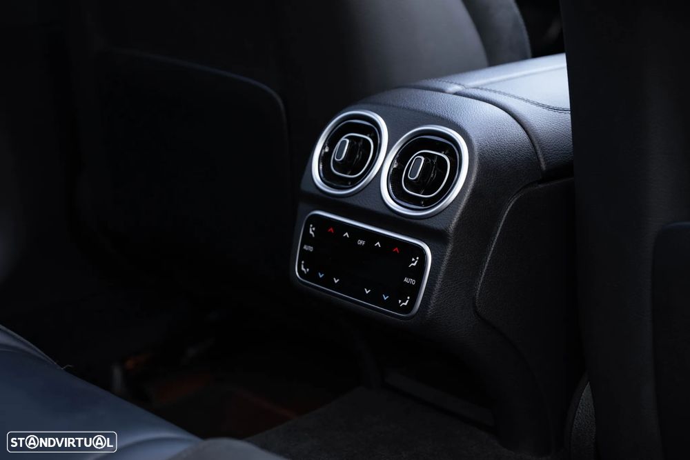 Mercedes-Benz C 300 e AMG Line - 46