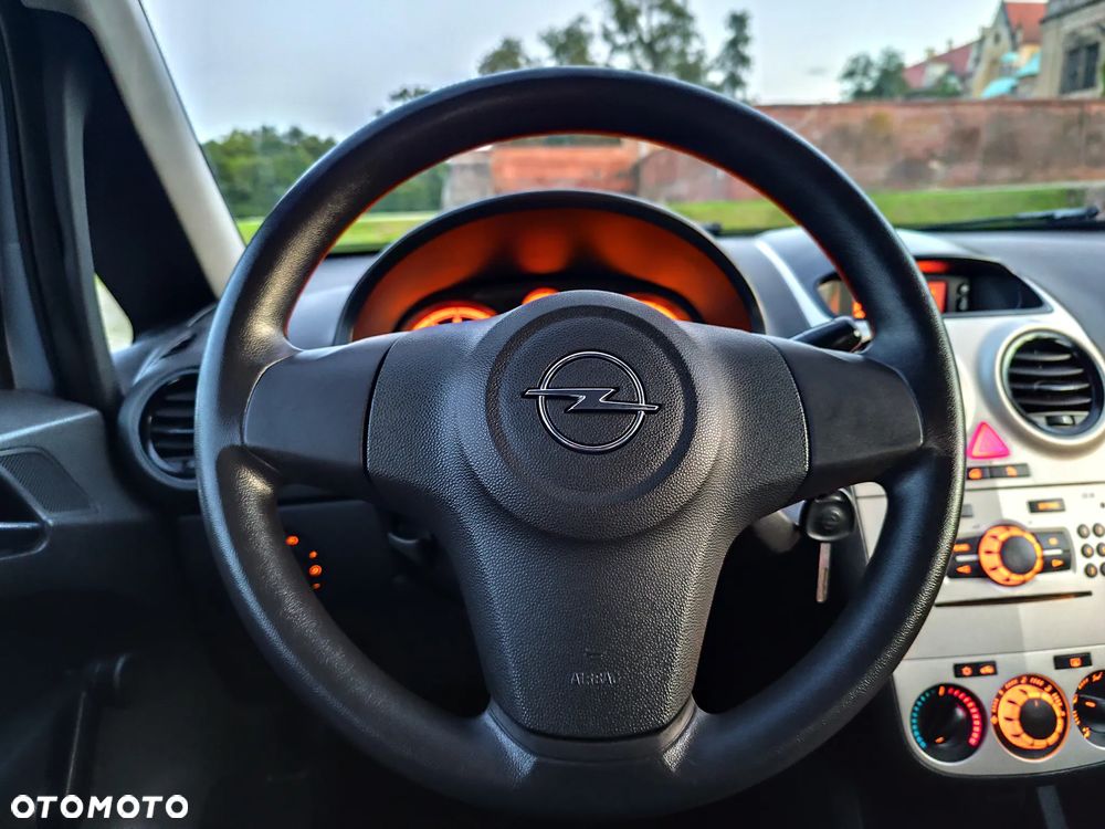 Opel Corsa 1.2 16V Easytronic Cosmo - 23