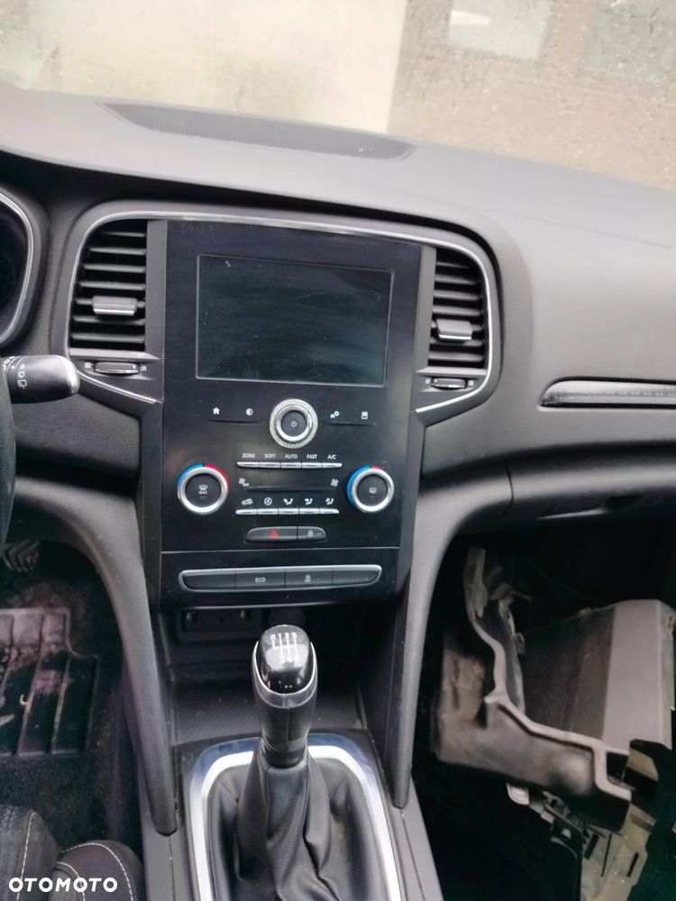Renault Megane ENERGY TCe 100 INTENS - 9