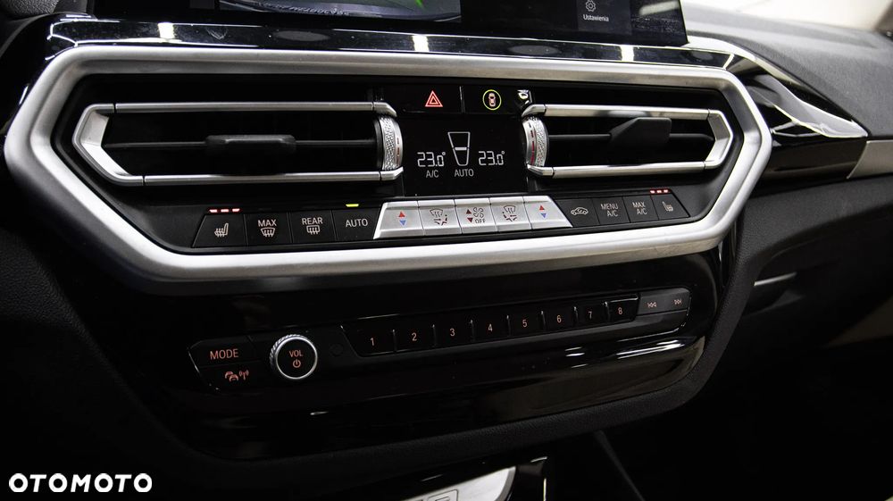 BMW X3 xDrive20d mHEV - 18