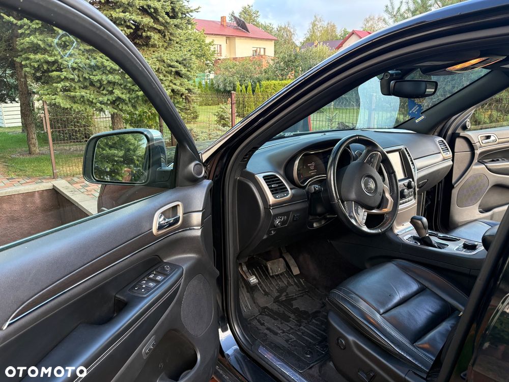 Jeep Grand Cherokee - 18