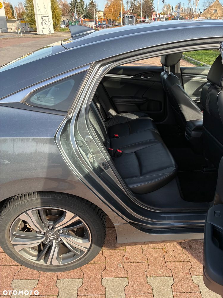 Honda Civic 1.5 T Executive CVT - 19