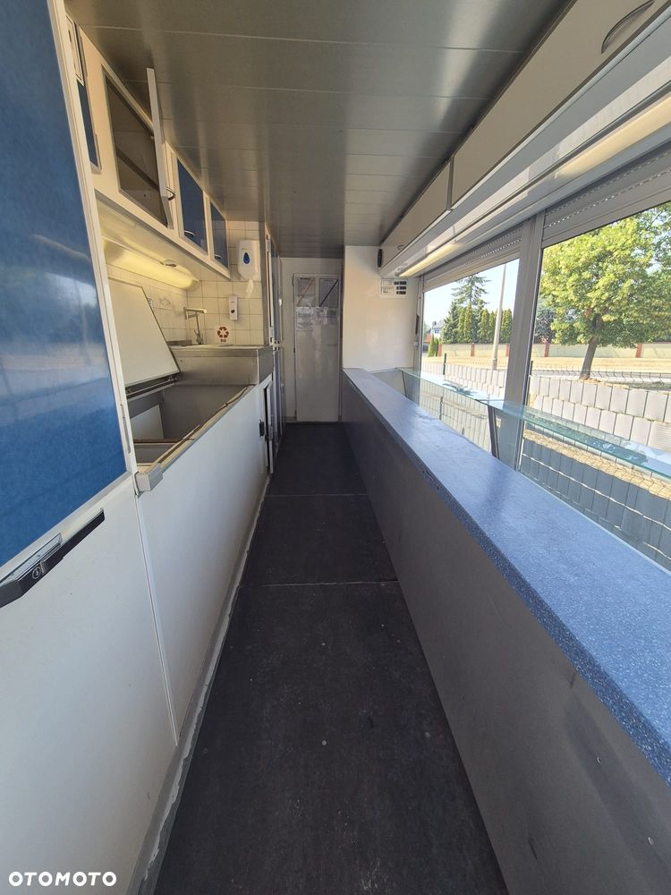 Mercedes-Benz VARIO 815D - 23