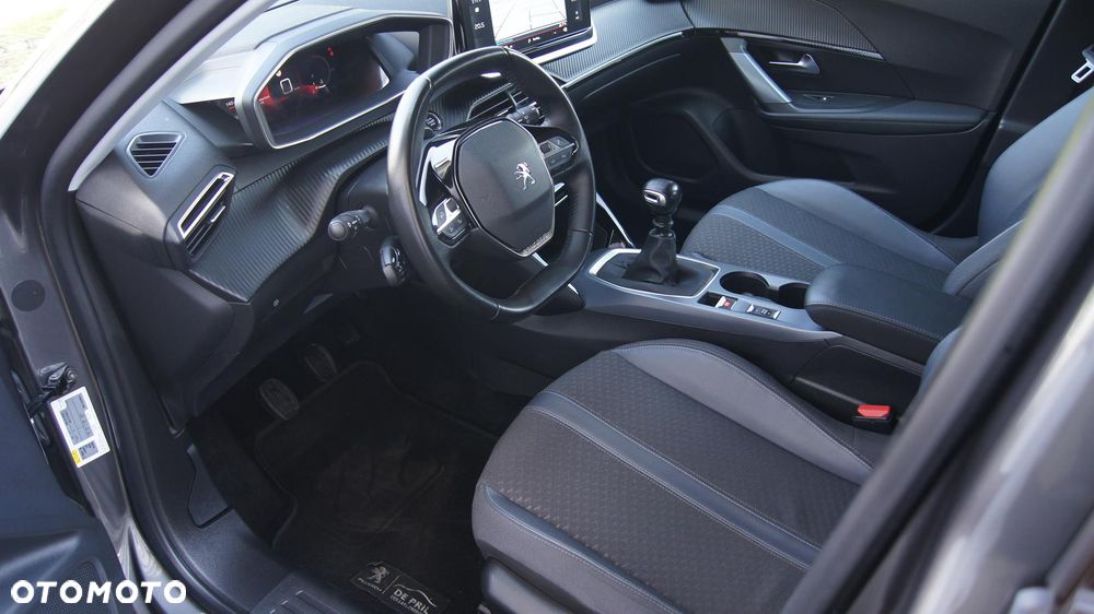 Peugeot 2008 1.5 BlueHDi Allure - 11