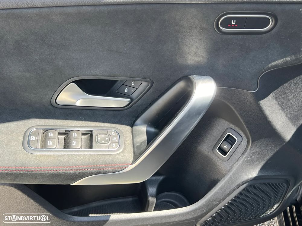 Mercedes-Benz A 250 e 8G-DCT AMG Line - 10