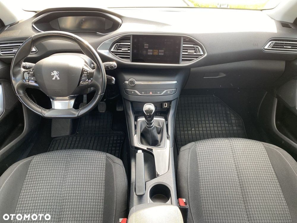 Peugeot 308 - 14