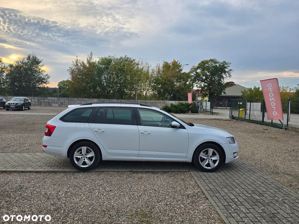 Skoda Octavia 1.4 TSI Ambition DSG - 5