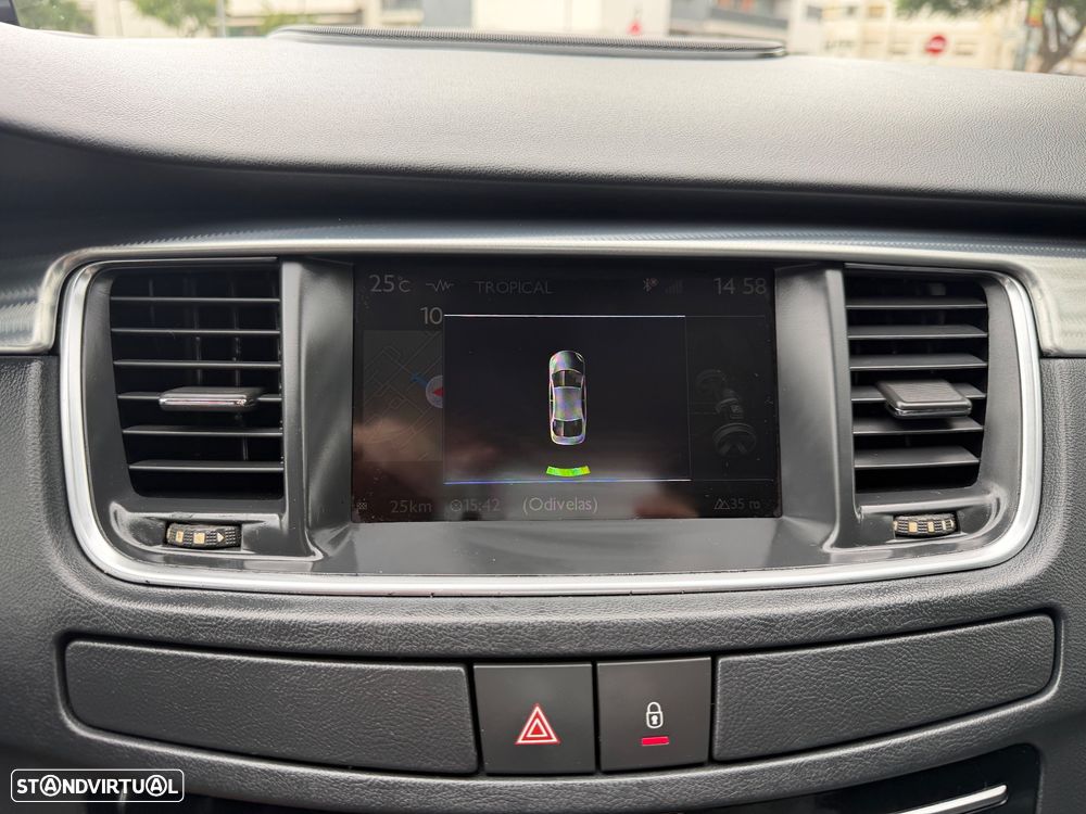 Peugeot 508 RXH 2.0 HDi Hybrid4 Limited Edition 2-Tronic - 28
