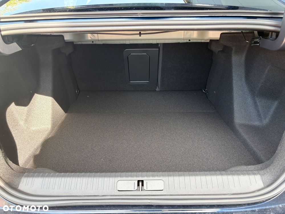 Citroën C4X 1.2 mHEV Max eDCT6 - 8