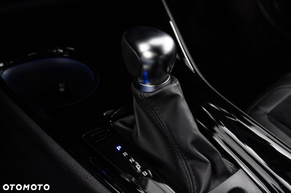 Toyota C-HR Lounge - 12