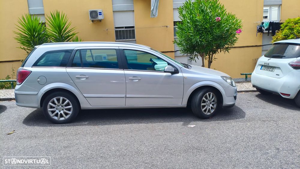 Opel Astra 1.7 CDTI Elegance - 2