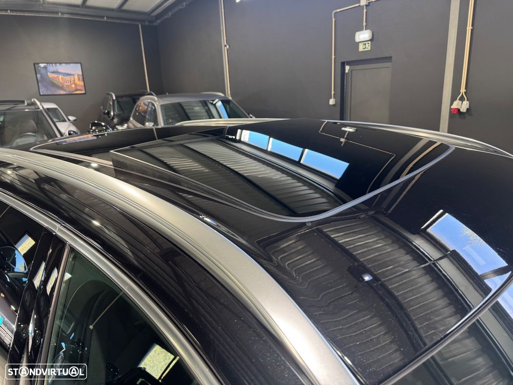 Volvo XC 60 2.0 T6 PHEV Inscription AWD - 12