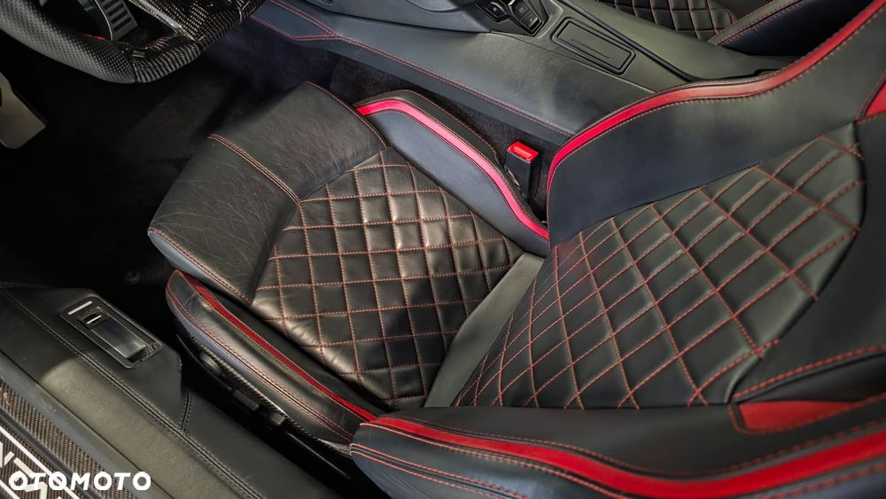 Lamborghini Aventador - 18
