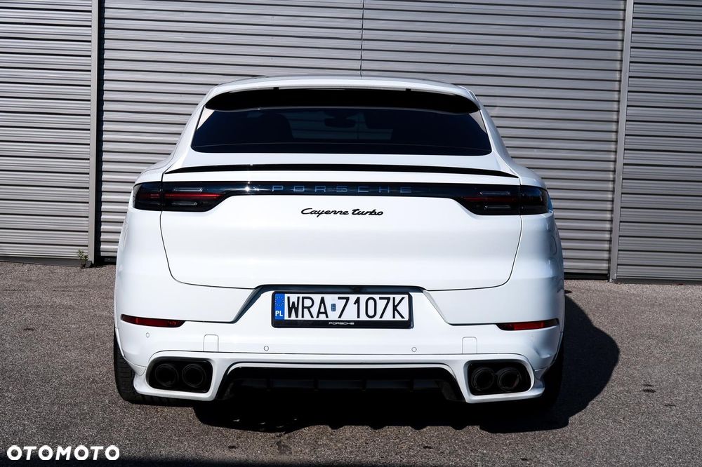 Porsche Cayenne Coupe Turbo - 12
