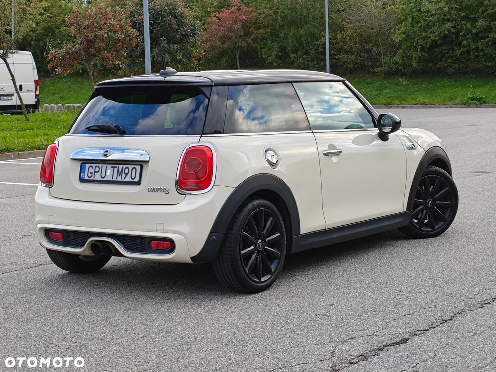 MINI Cooper S Standard - 6