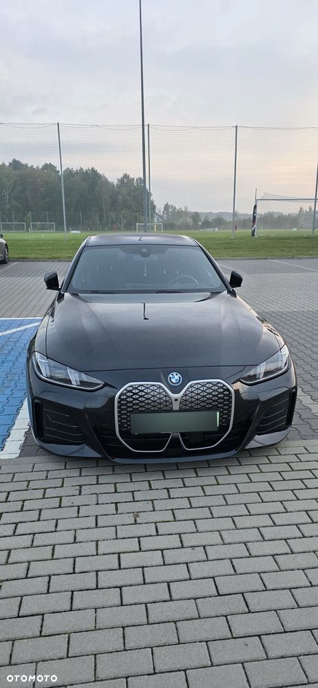 BMW i4 - 2