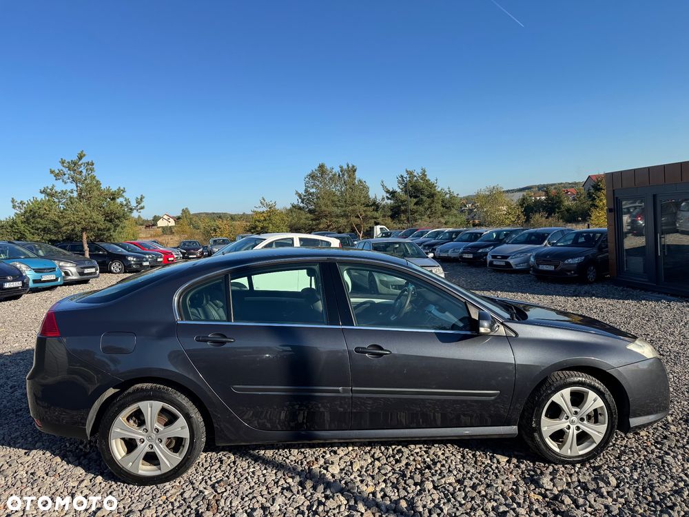 Renault Laguna 2009 photo 4