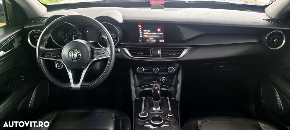 Alfa Romeo Stelvio - 9