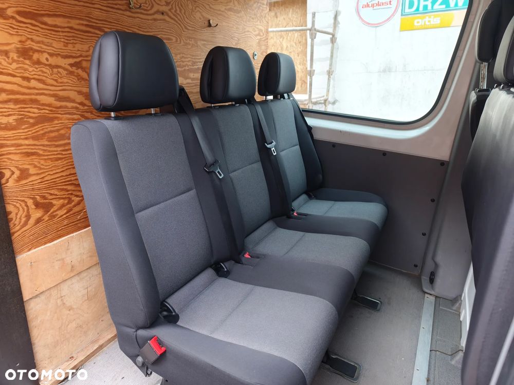 Volkswagen Crafter - 23