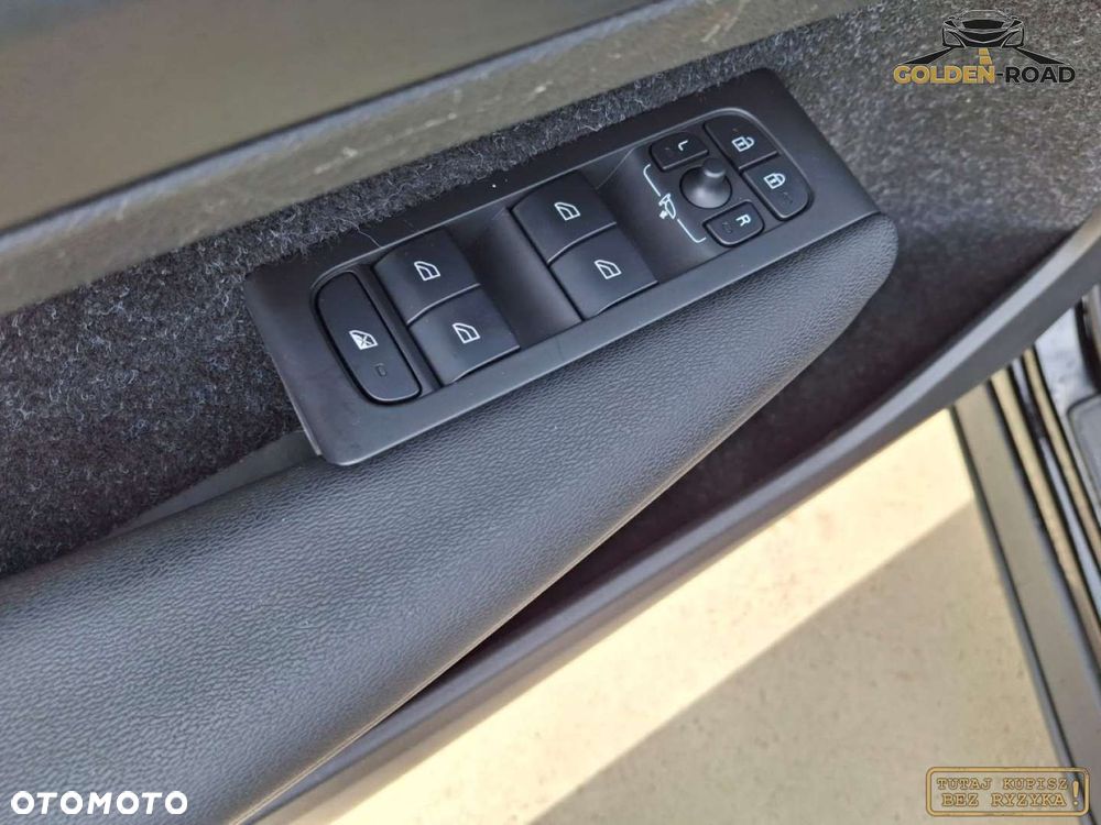 Volvo XC 40 - 15