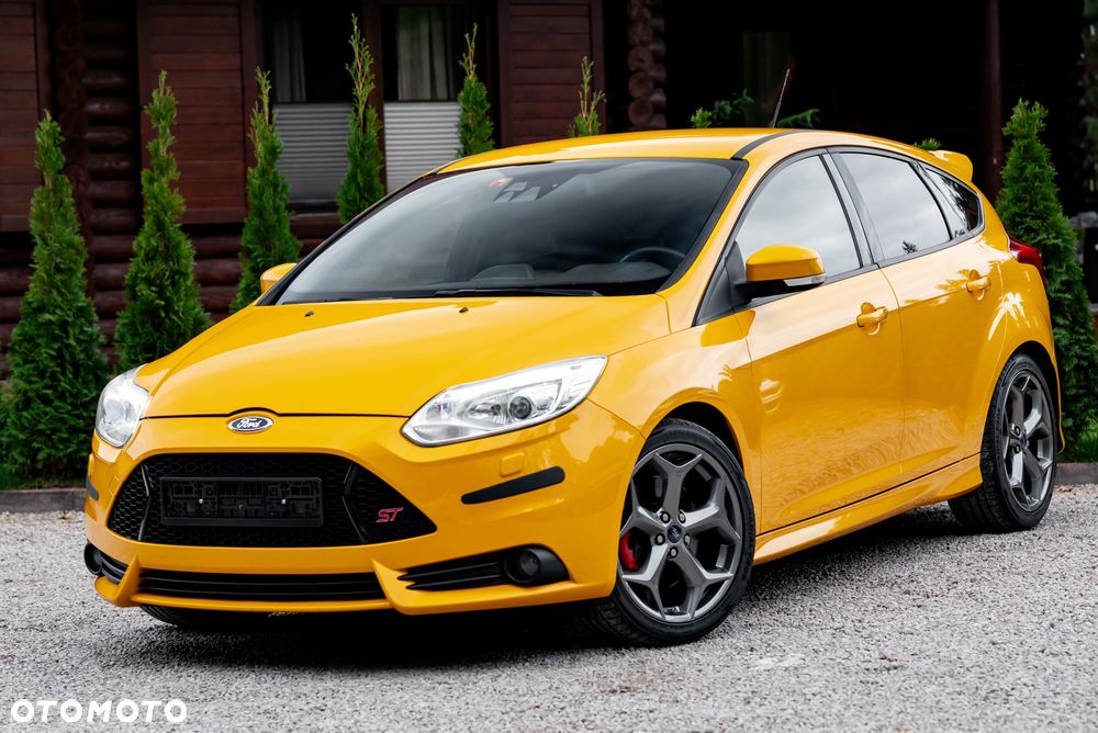 Ford Focus 2.0 EcoBoost ST - 2