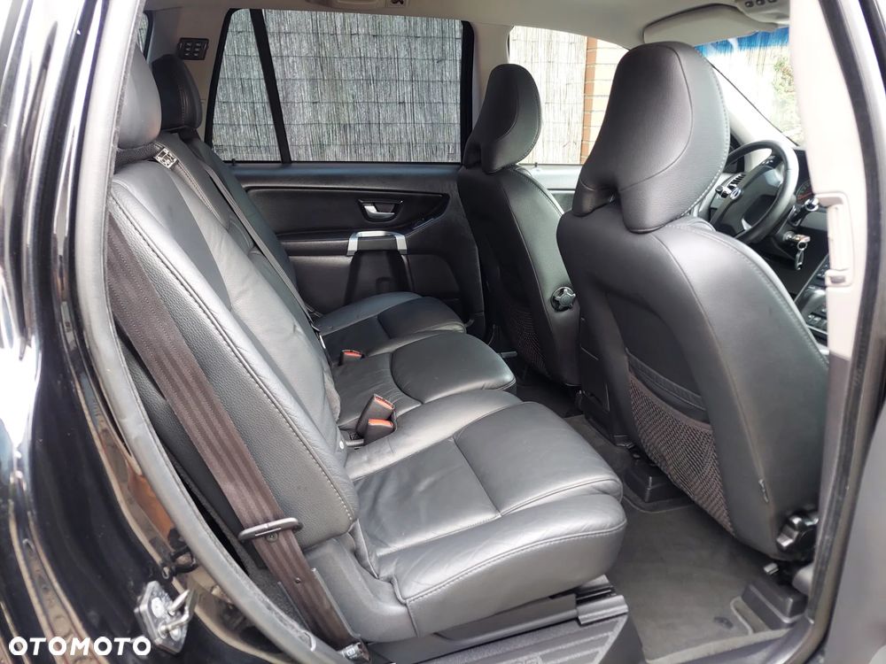 Volvo XC 90 D5 AWD Executive - 9