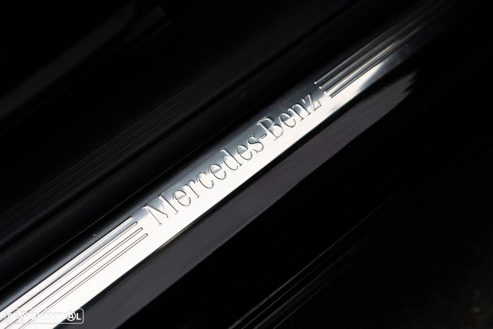 Mercedes-Benz E 220 d AMG Line - 34