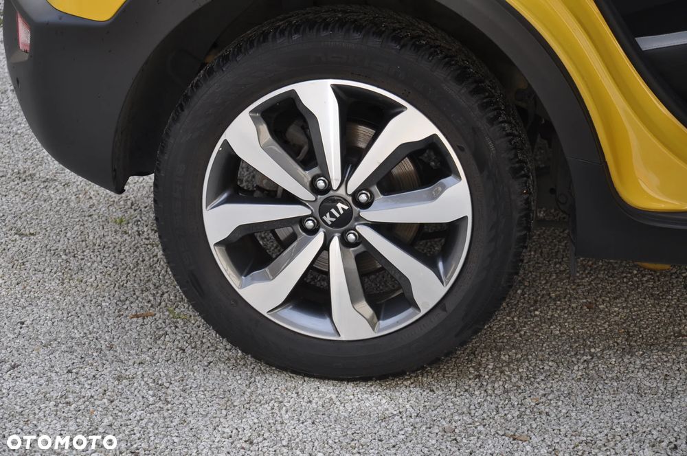 Kia Stonic 1.2 L Business Line - 15