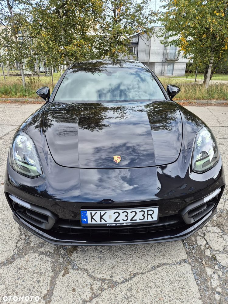 Porsche Panamera - 22