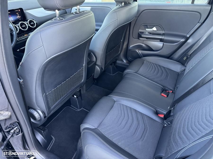 Mercedes-Benz GLA 250 e 8G-DCT Style - 24