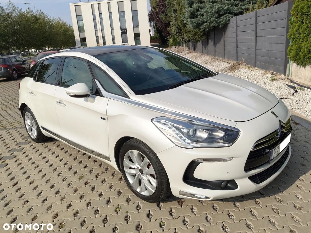 Citroën DS5 HDi 165 SportChic - 3