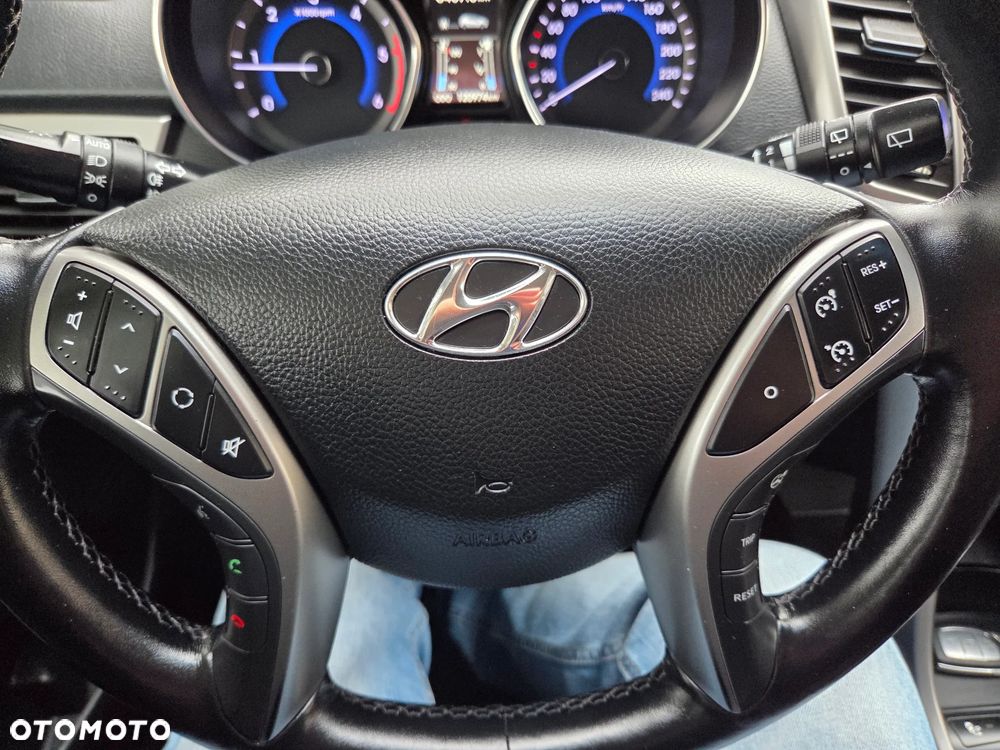 Hyundai i30 i30cw 1.6 CRDi Trend - 22
