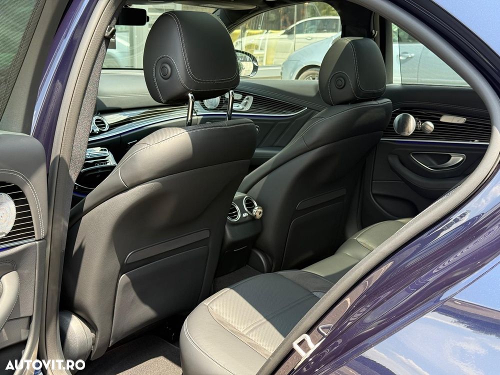 Mercedes-Benz E 53 AMG 4Matic AMG Speedshift 9G-TCT - 32
