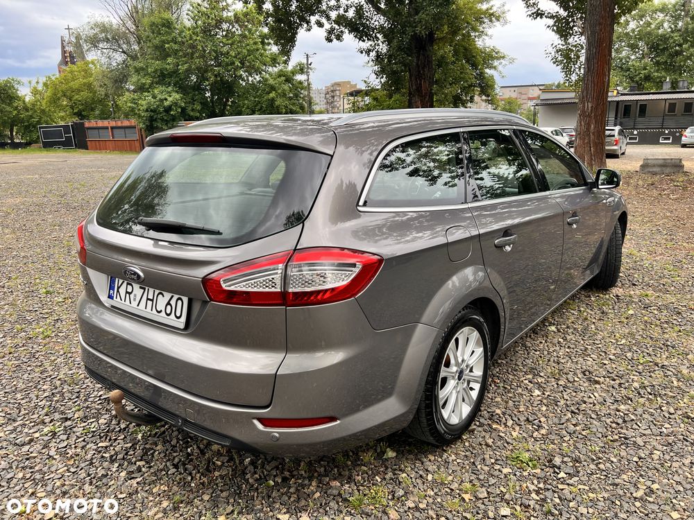 Ford Mondeo - 12