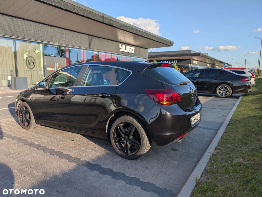 Opel Astra 1.4 Turbo Sport - 5