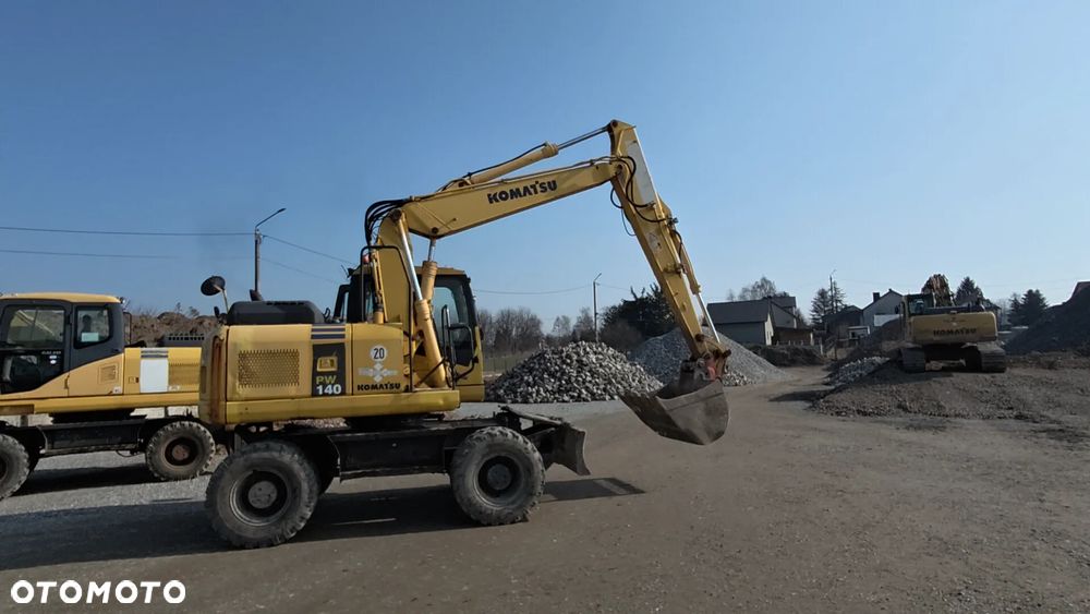 Komatsu PW140 - 25