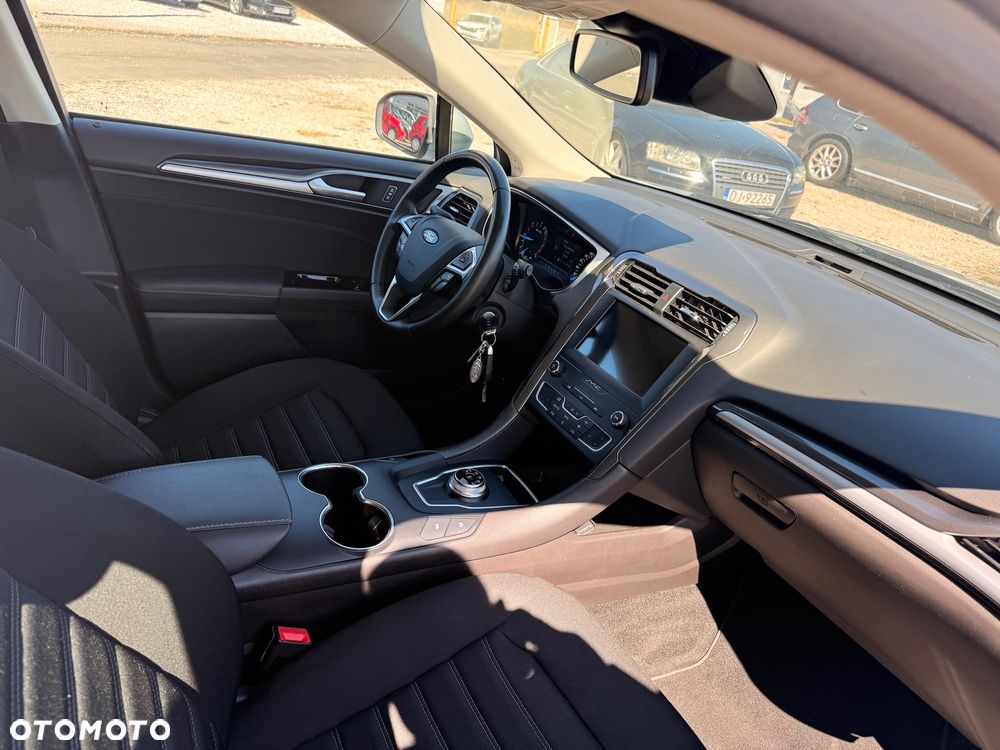 Ford Mondeo 2.0 EcoBlue Titanium - 16