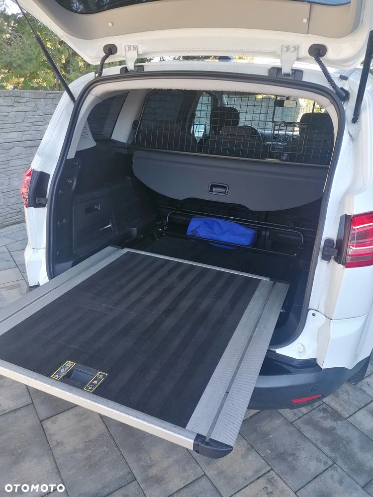Ford S-Max - 6