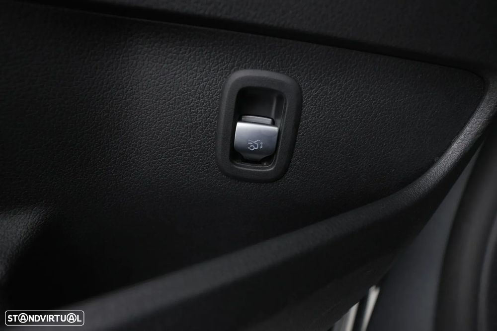 Mercedes-Benz C 300 de Avantgarde - 27