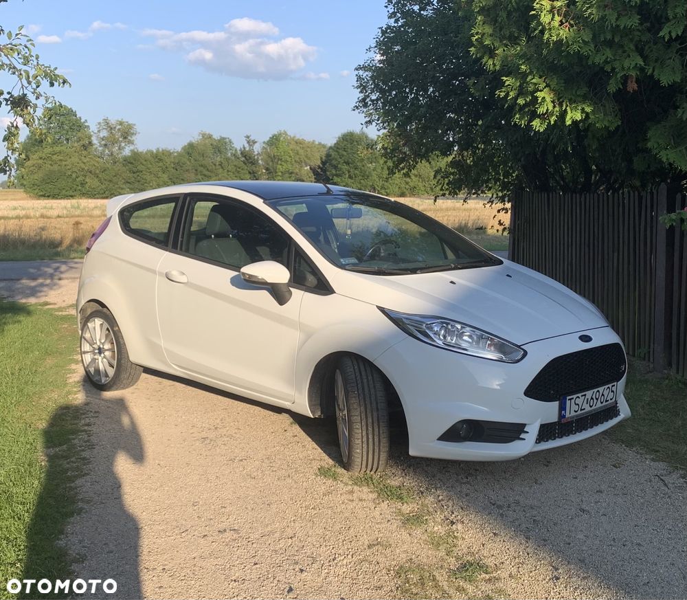 Ford Fiesta - 1