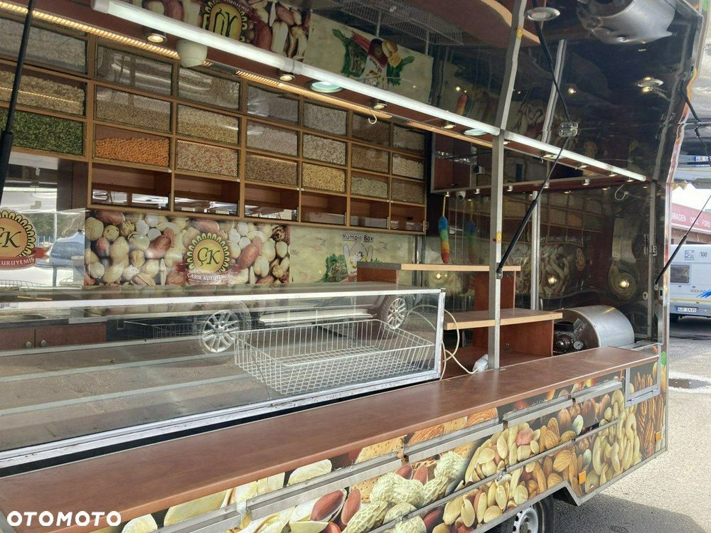 Inny Przyczepa Autosklep Gastronomiczny Foodtruck Food Truck Sklep 2012 - 13