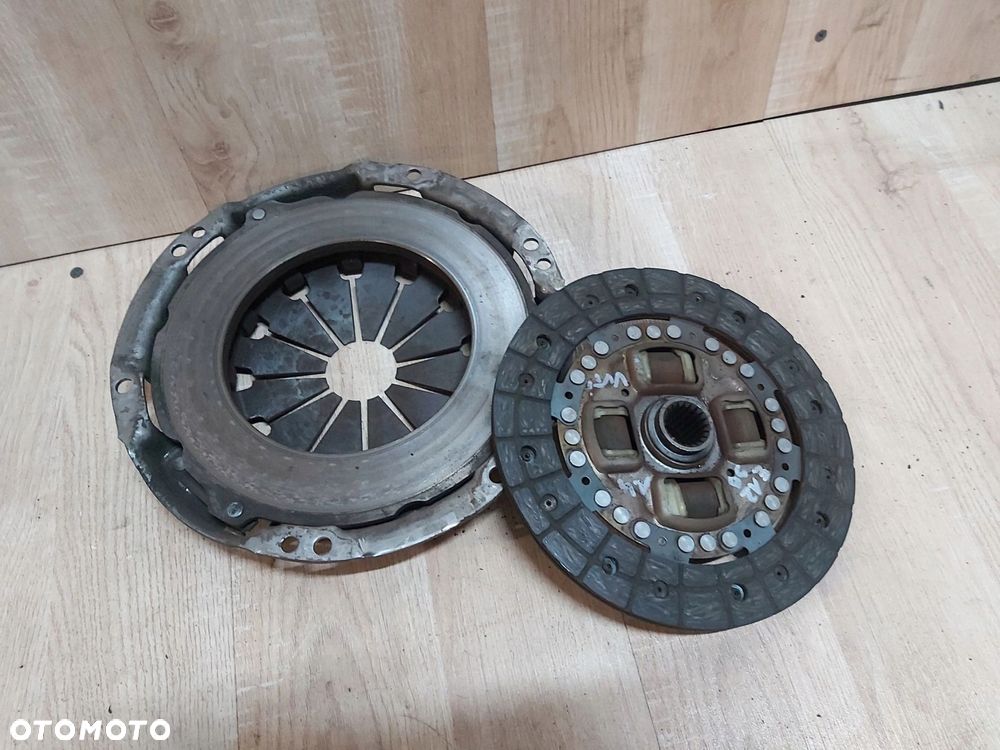 Toyota Corolla E12 sprzęgło tarcza docisk 1,4 vvti - 2