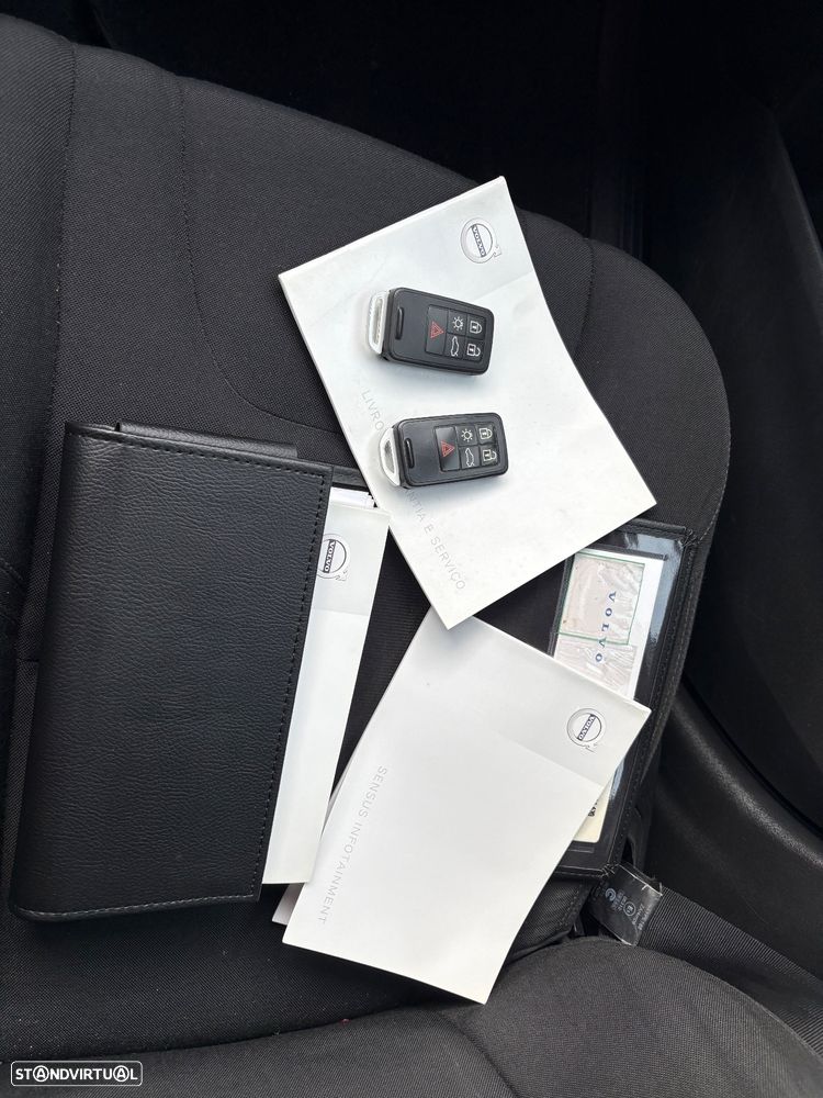 Volvo V40 2.0 D2 R-Design Momentum - 17