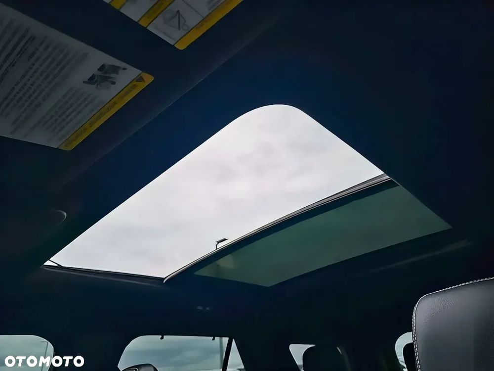 Ford Explorer ver-3-0-ecoboost-phev-4wd-st--line - 10