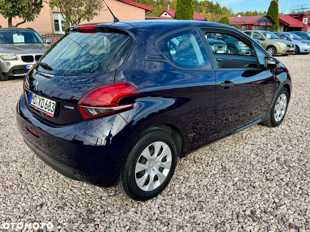 Peugeot 208 - 5