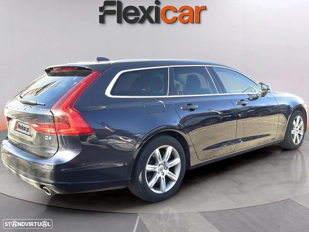 Volvo V90 2.0 D4 Momentum Plus Geartronic - 6