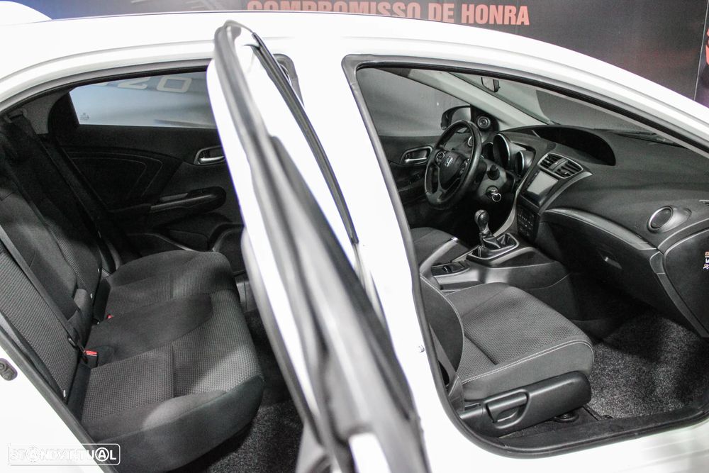 Honda Civic 1.4 i-VTEC Elegance - 15