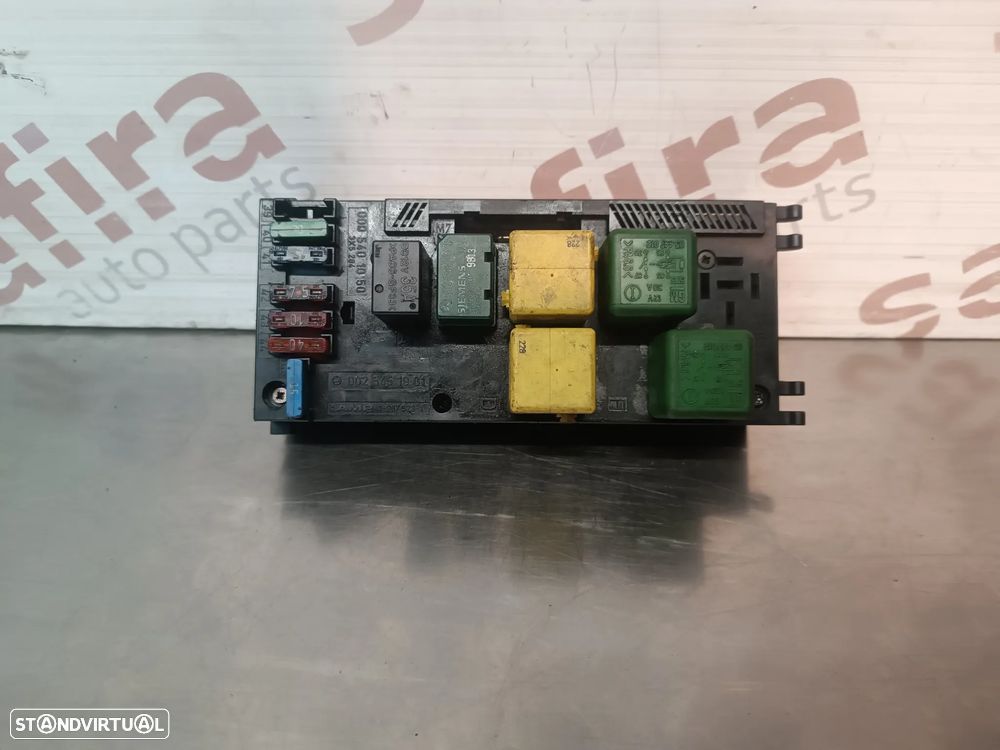 CAIXA DE FUSIVEIS / SAM MERCEDES CLASSE E / C W202 W210 REF: 0005401050 0025451901 - 4
