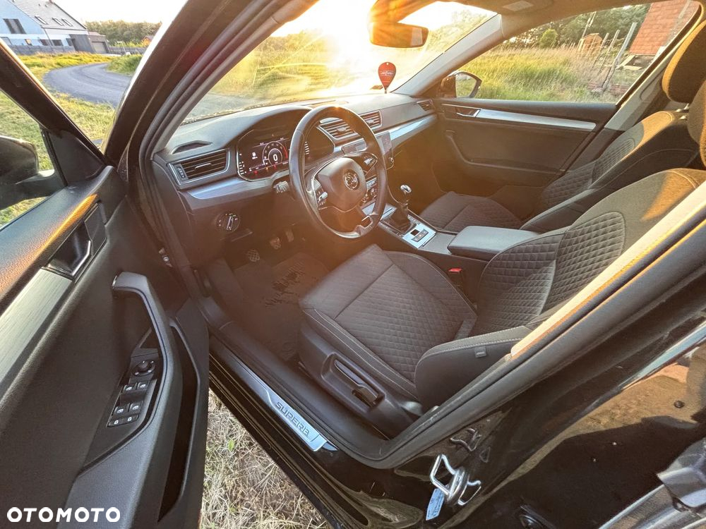 Skoda Superb 1.5 TSI ACT Ambition - 21